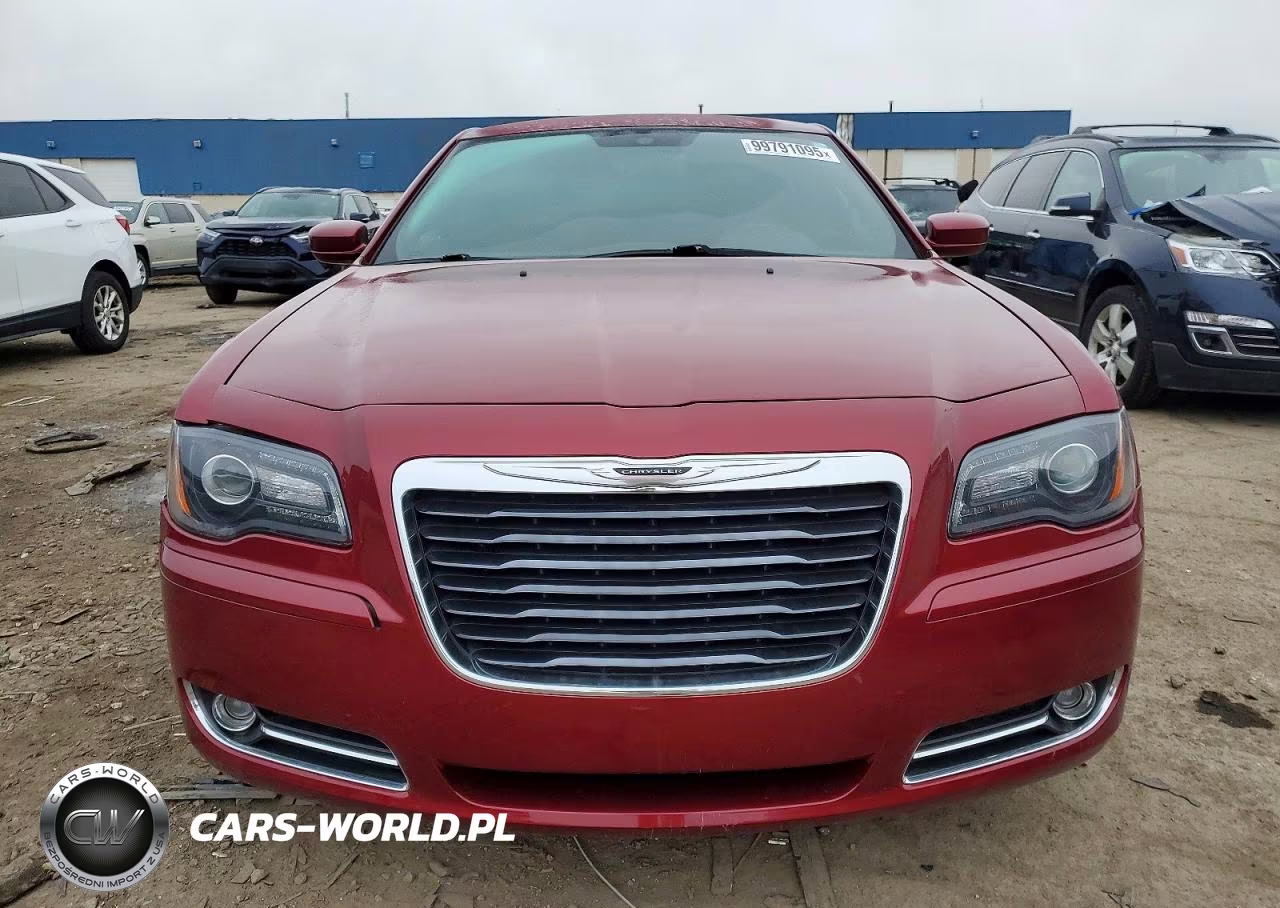 2013 Chrysler 300 S VIN:2C3CCABT8DH557911 - 5