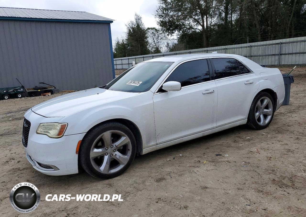 2015 Chrysler 300 Limited