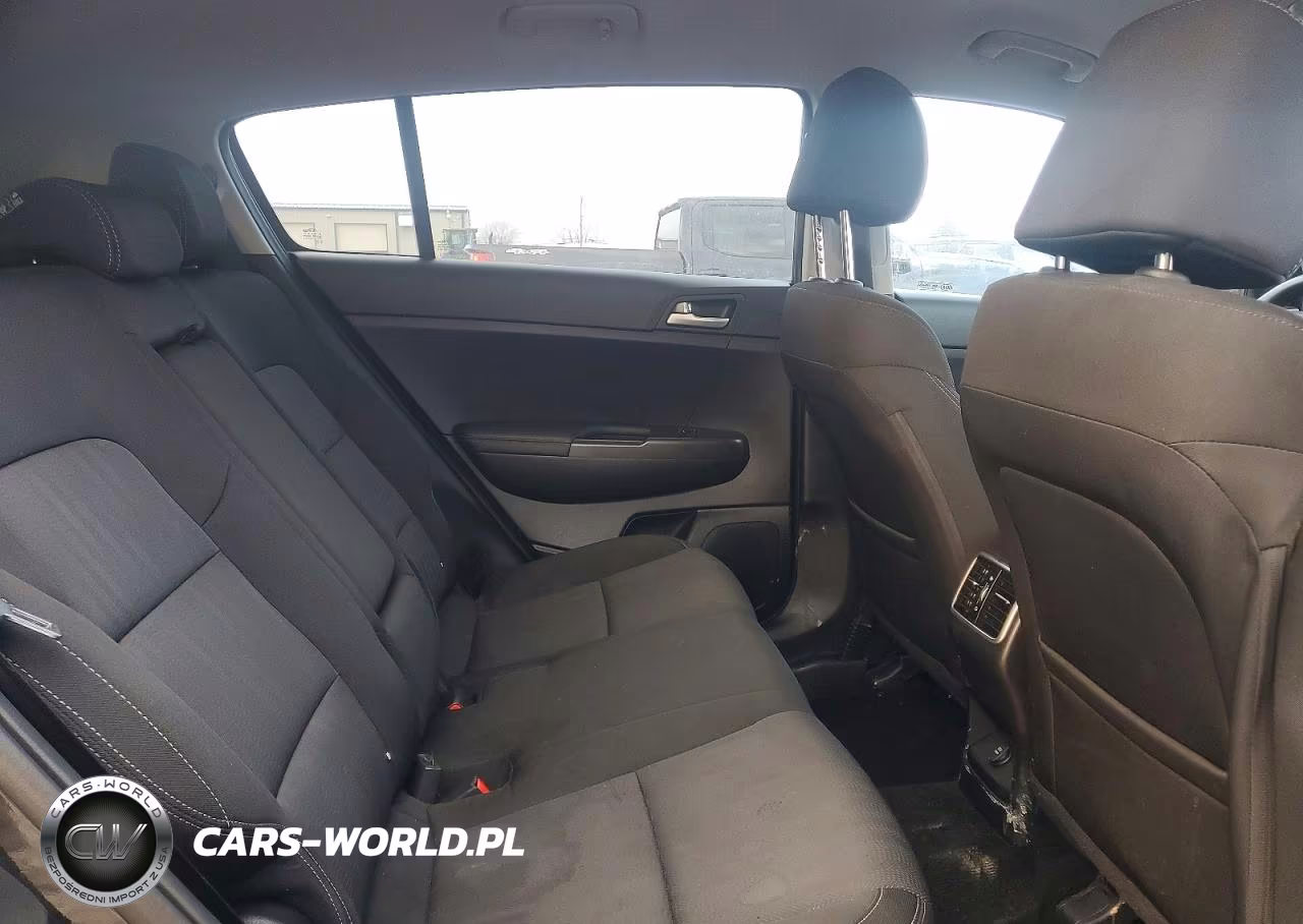 2020 Kia Sportage Lx VIN:KNDPMCACXL7746125 - 11