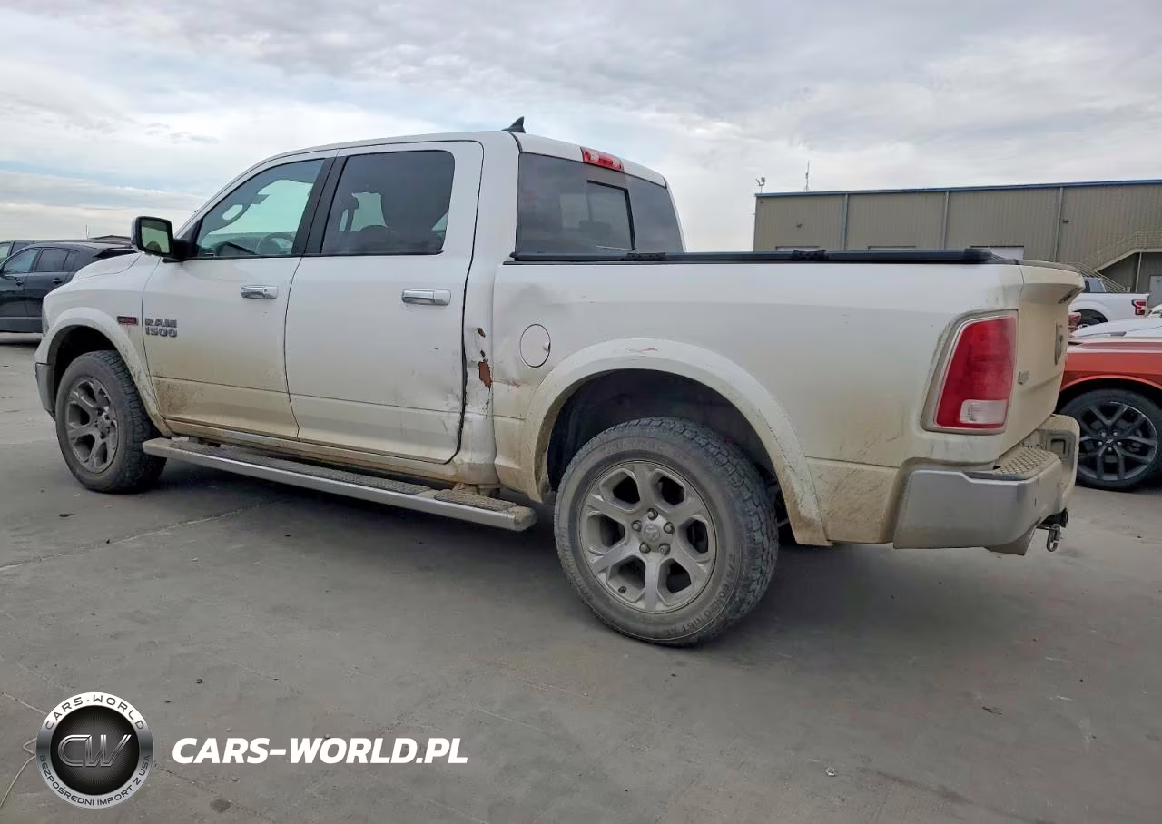 2018 Ram 1500 Laramie VIN:1C6RR7NM5JS256018 - 2