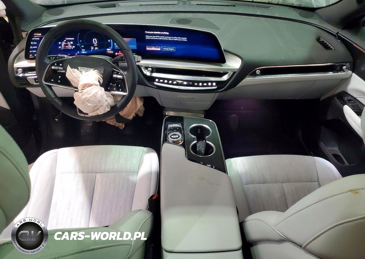 2025 Cadillac Lyriq Luxury VIN:1GYKPNRL4SZ305542 - 8