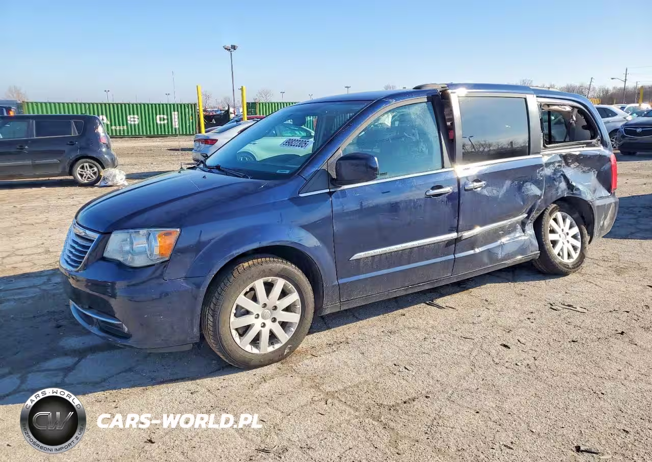 2015 Chrysler Town & Country Touring