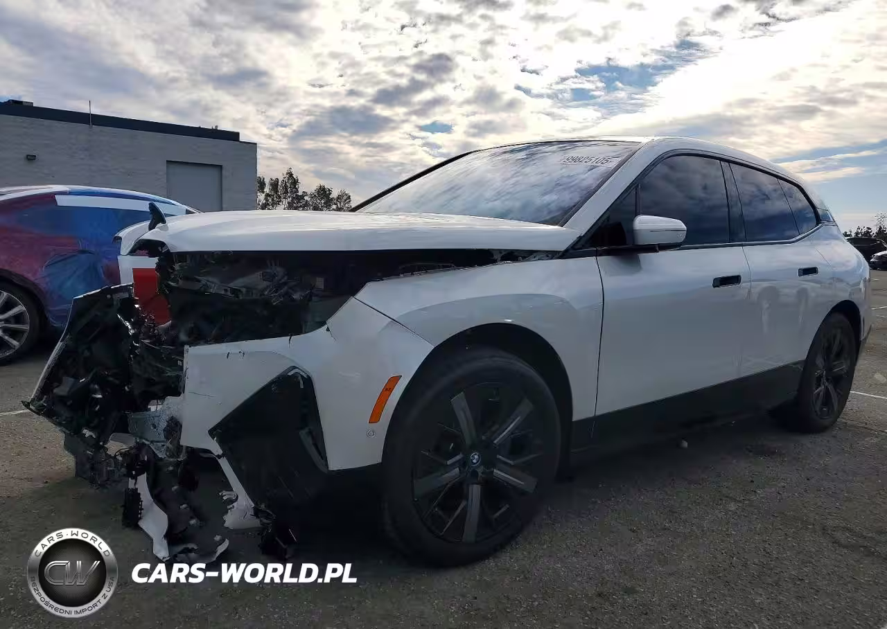 2025 BMW Ix xDrive50