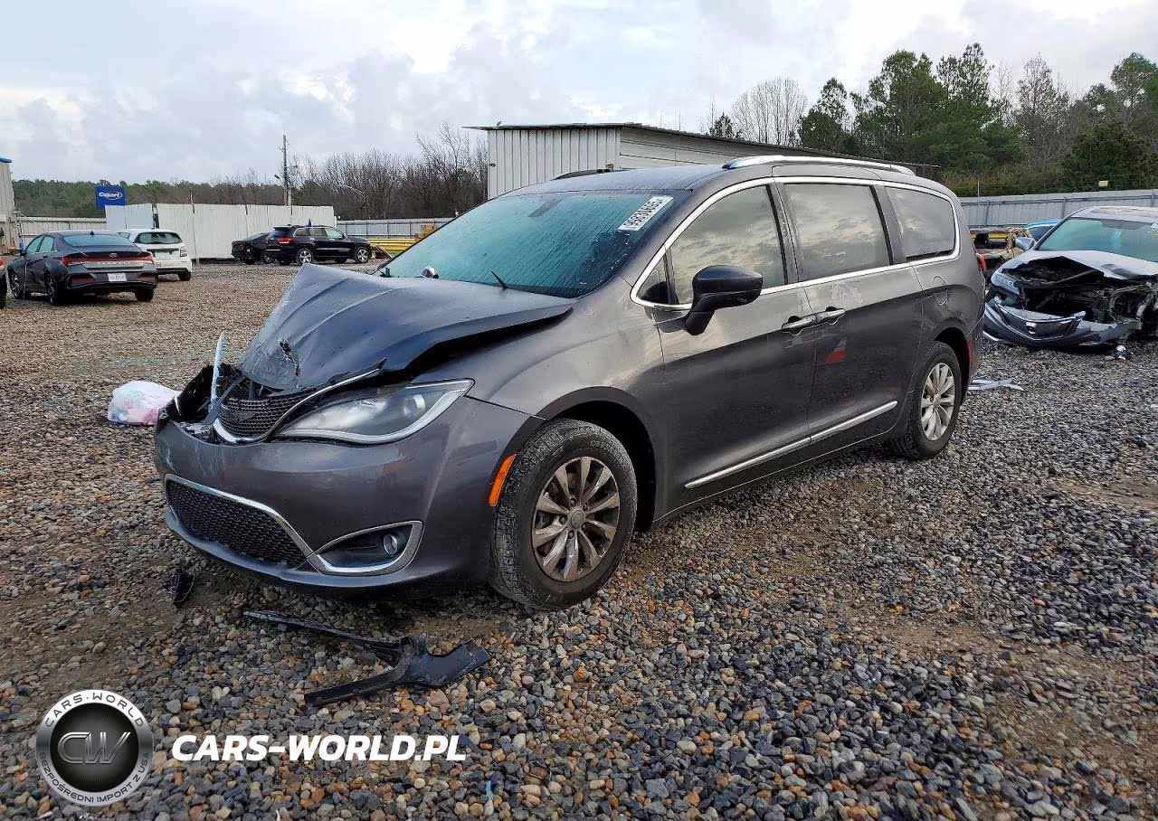 2018 Chrysler Pacifica Touring L – zdjęcie 1 z 13