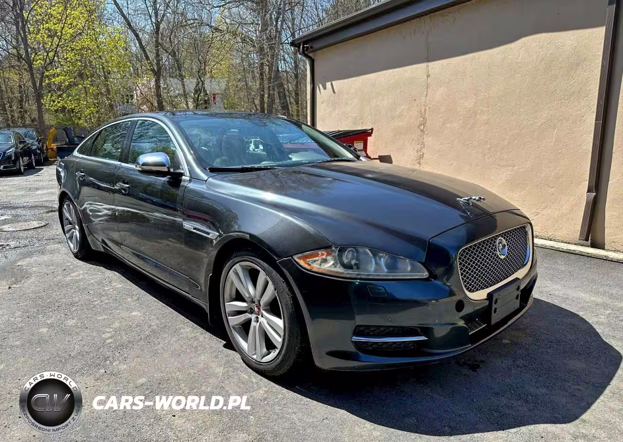 2011 JAGUAR XJL 