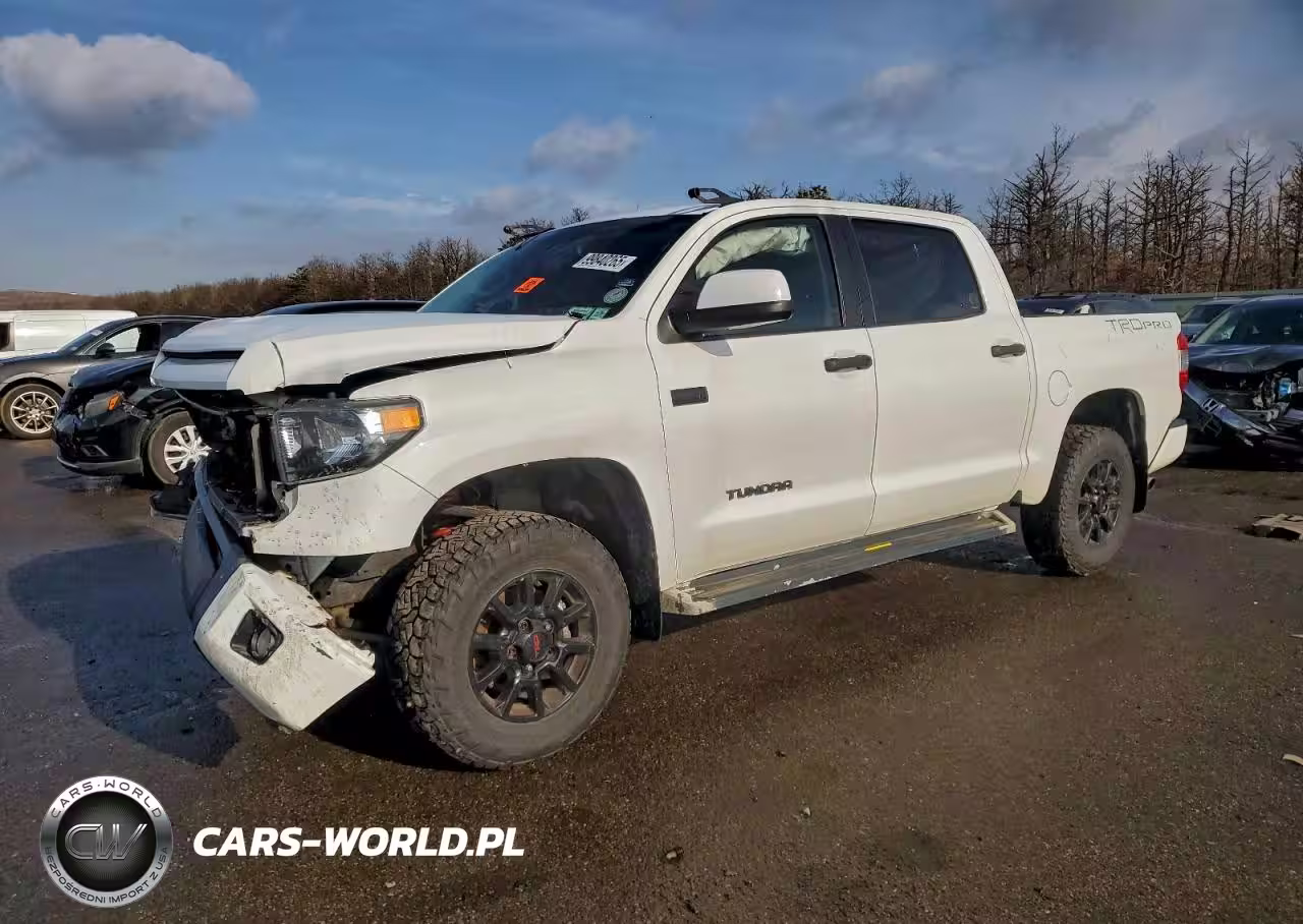 2016 Toyota Tundra Crewmax Sr5