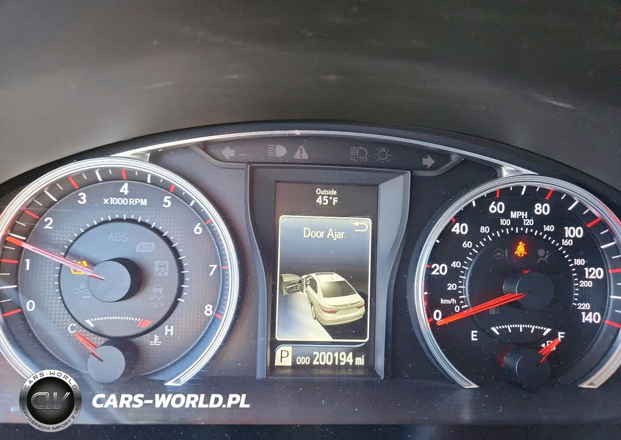 2016 Toyota Camry Le VIN:4T1BF1FKXGU191608 - 9