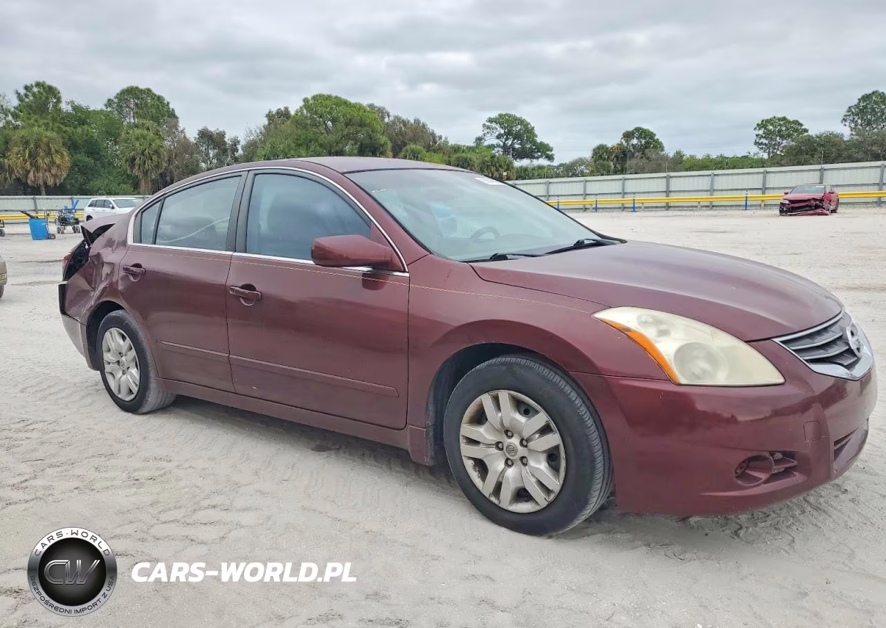 2010 Nissan Altima Base VIN:1N4AL2AP5AC145009 - 4