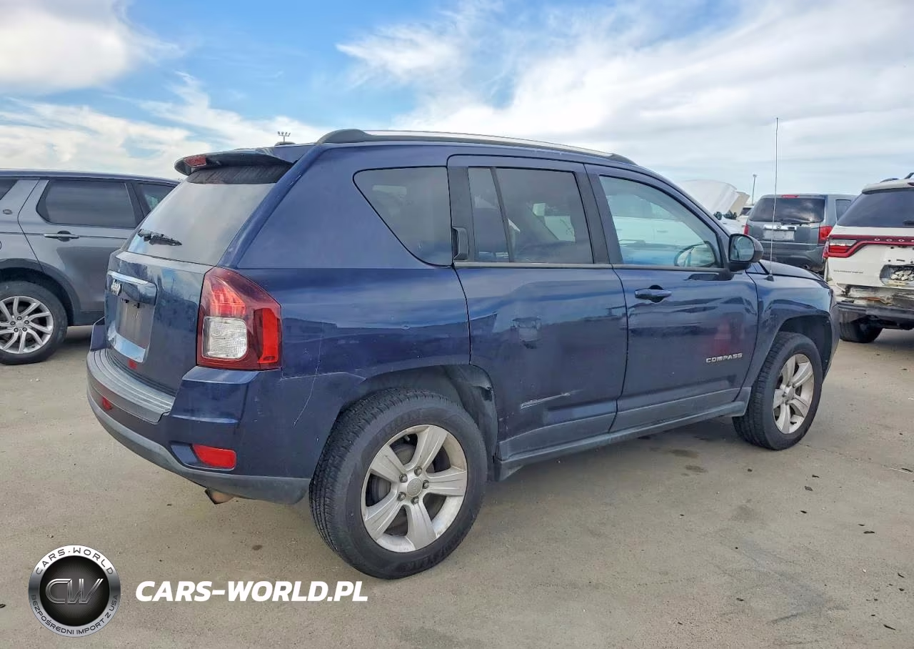 2014 Jeep Compass Sport VIN:1C4NJCBA3ED510174 - 3