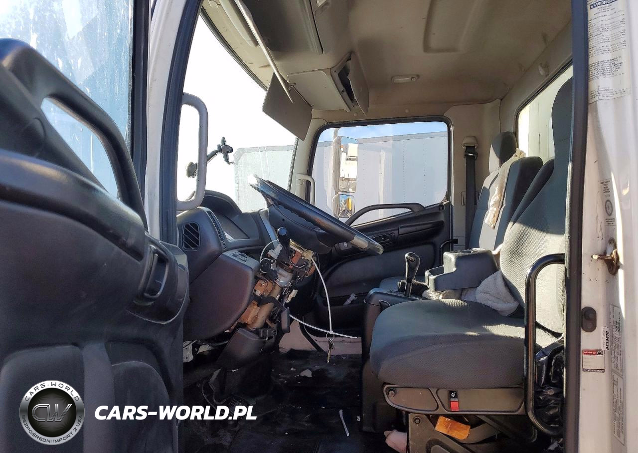 2016 Hino 258-268 Box Truck VIN:5PVNE8JV7G4S54405 - 7