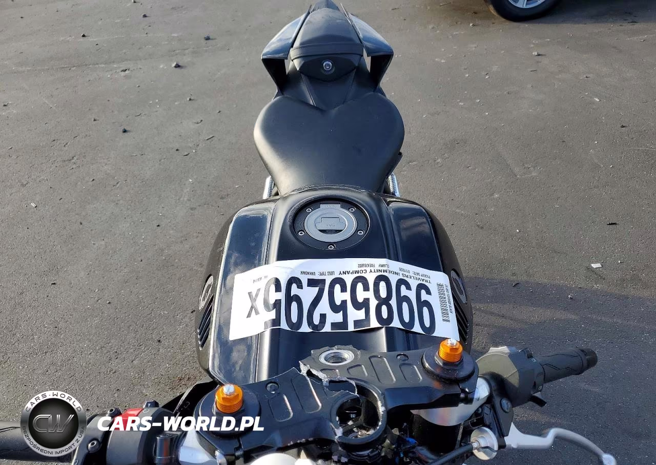 2025 Yamaha Mc VIN:JYARM38E0SA020710 - 5