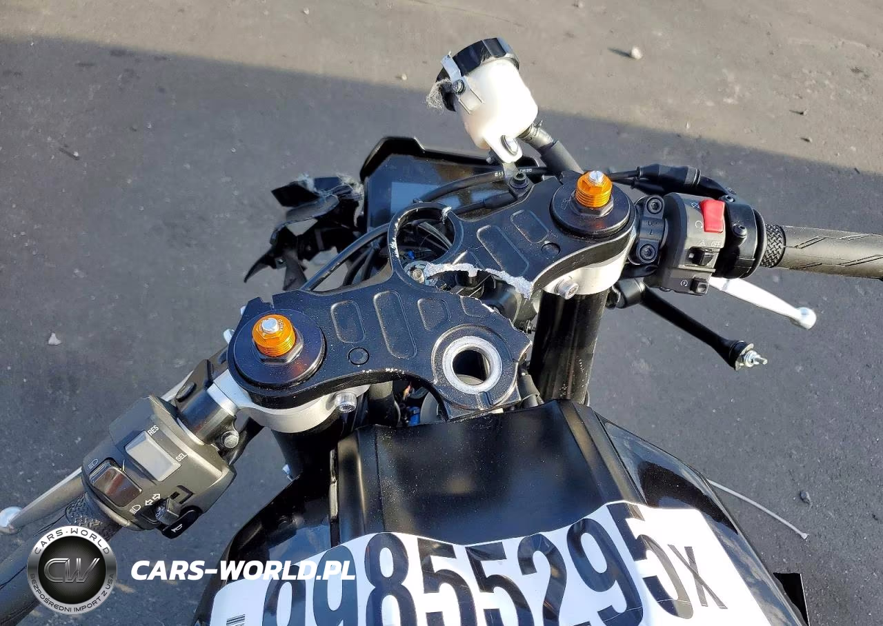 2025 Yamaha Mc VIN:JYARM38E0SA020710 - 7