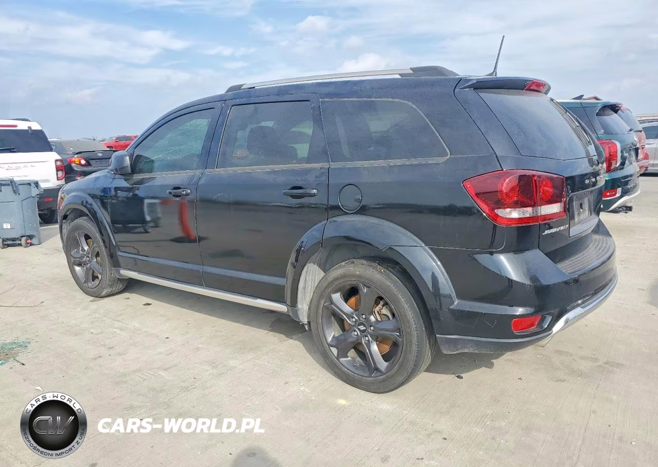 2019 Dodge Journey Crossroad VIN:3C4PDCGG6KT860790 - 2