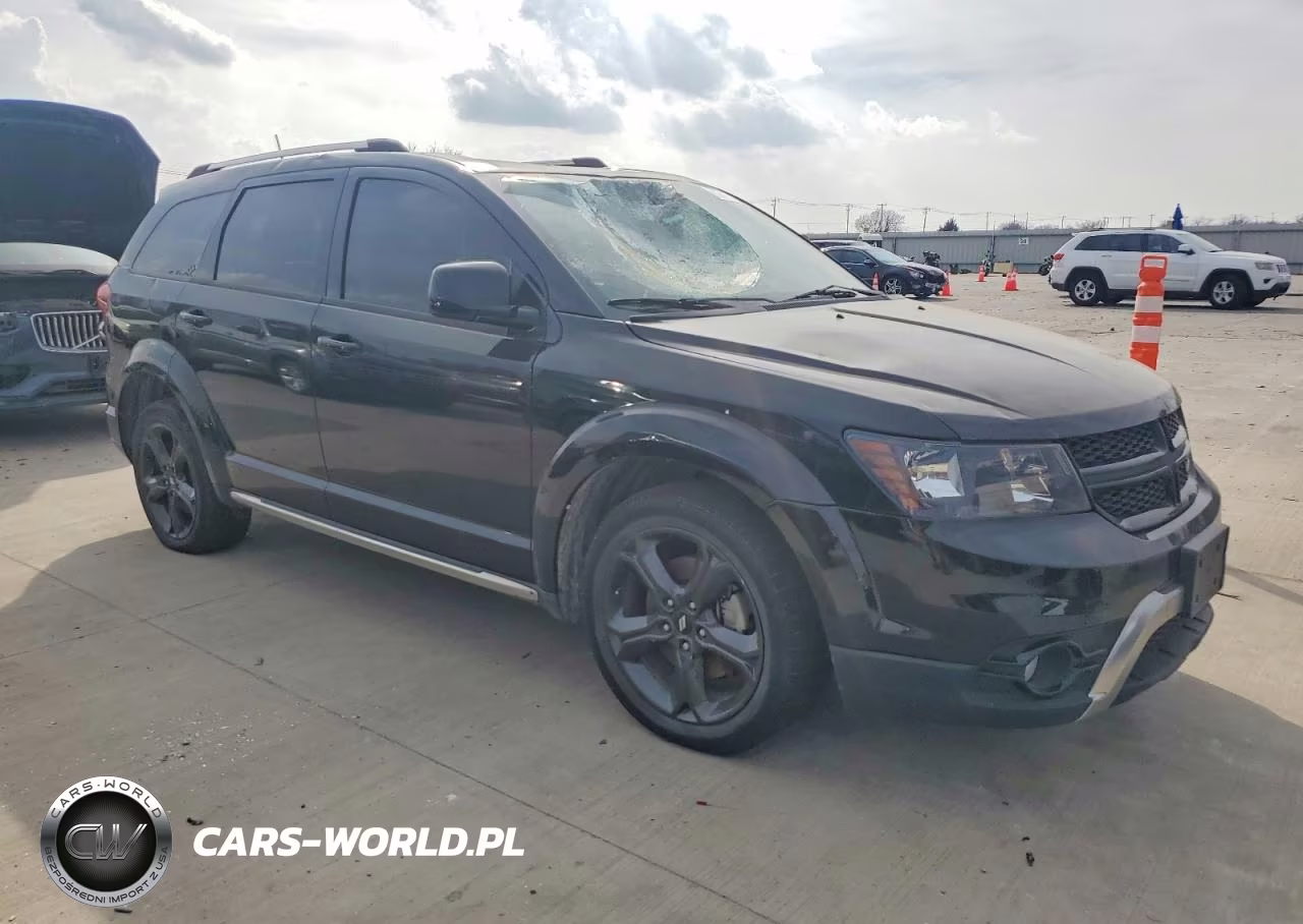 2019 Dodge Journey Crossroad VIN:3C4PDCGG6KT860790 - 4