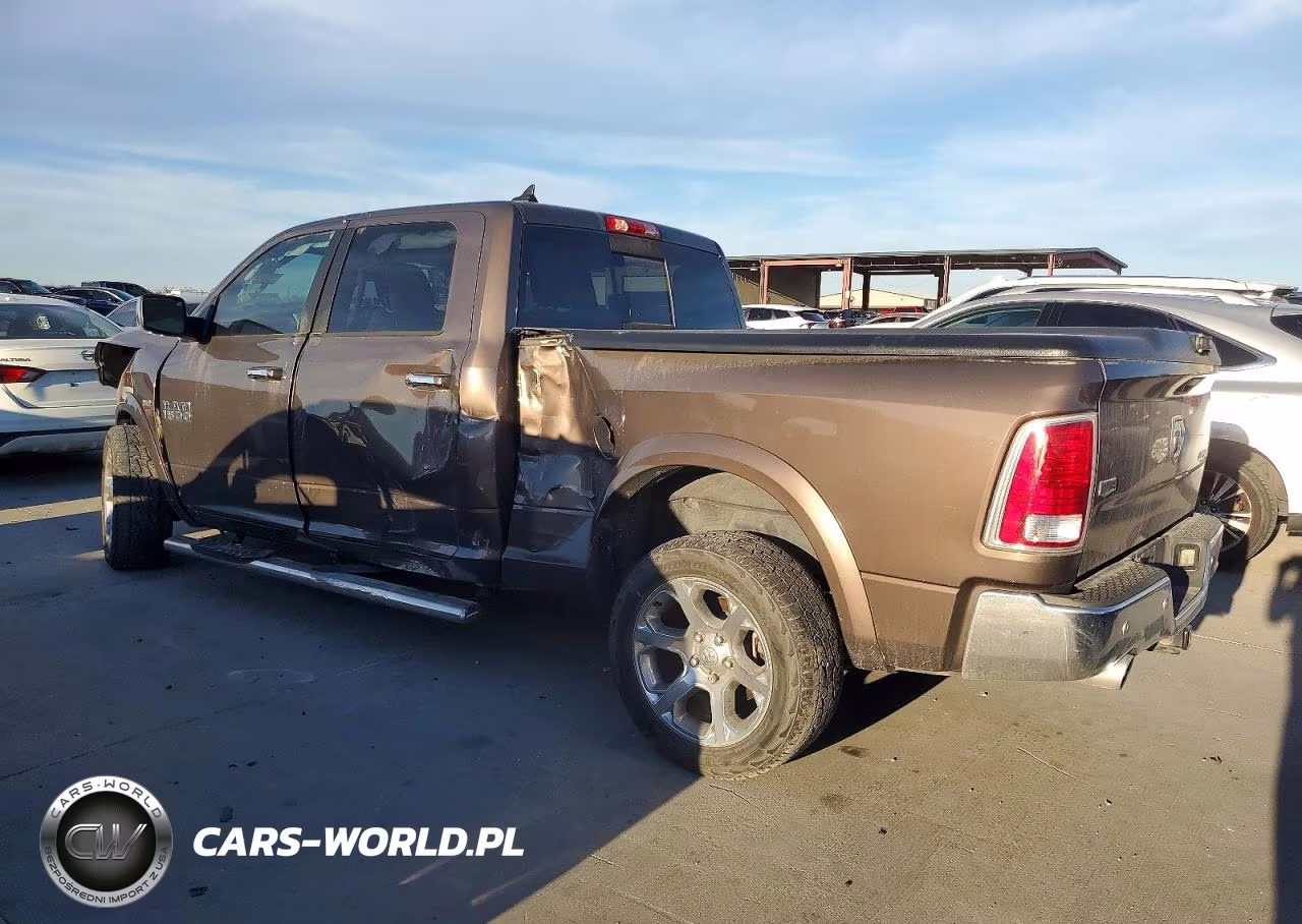 2018 Ram 1500 Laramie 4X4 6'4 Box VIN:1C6RR7VT1JS214131 - 2