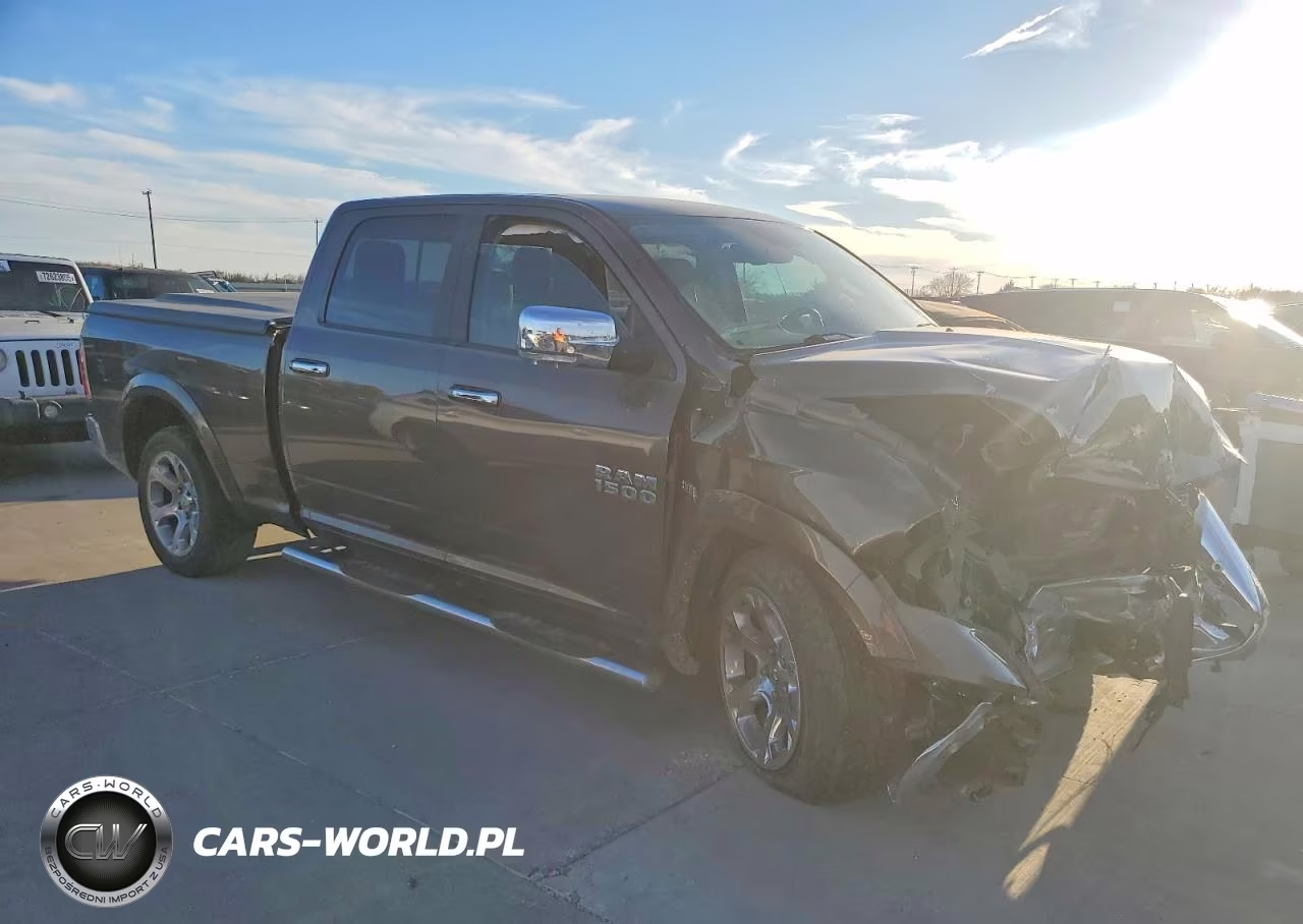 2018 Ram 1500 Laramie 4X4 6'4 Box VIN:1C6RR7VT1JS214131 - 4