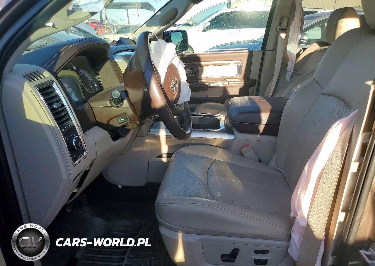 2018 Ram 1500 Laramie 4X4 6'4 Box VIN:1C6RR7VT1JS214131 - 7