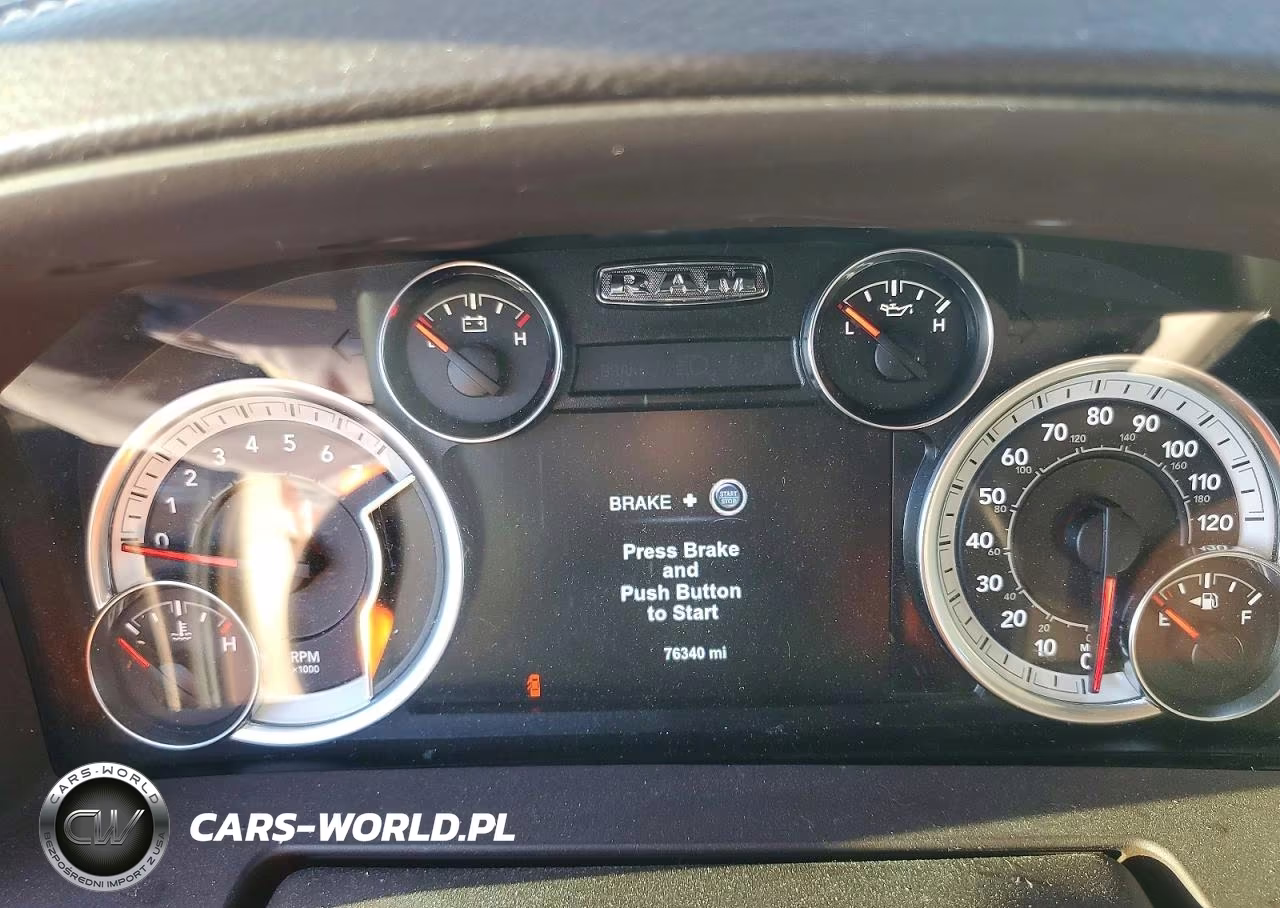 2018 Ram 1500 Laramie 4X4 6'4 Box VIN:1C6RR7VT1JS214131 - 9