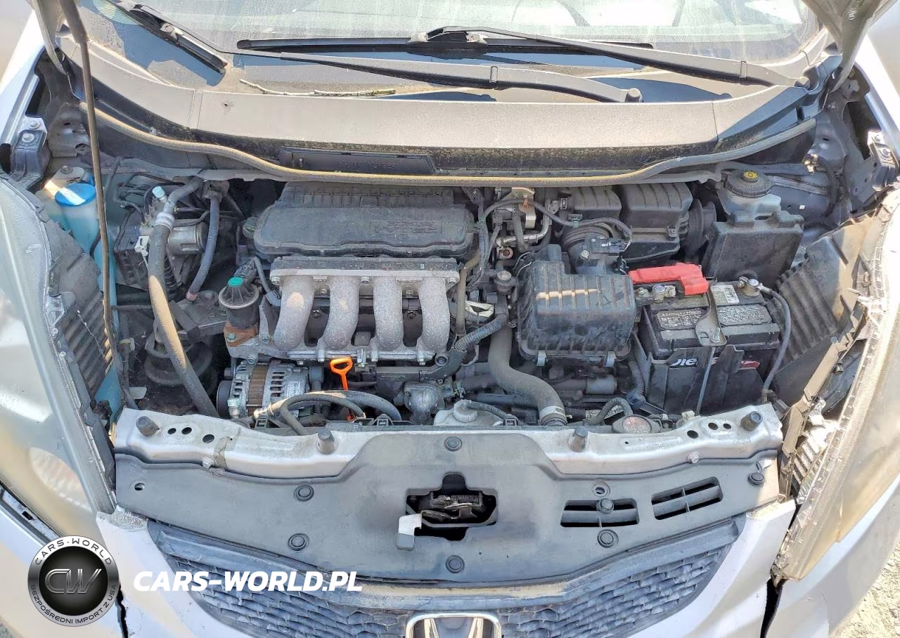2013 Honda Fit VIN:JHMGE8H38DC078395 - 12