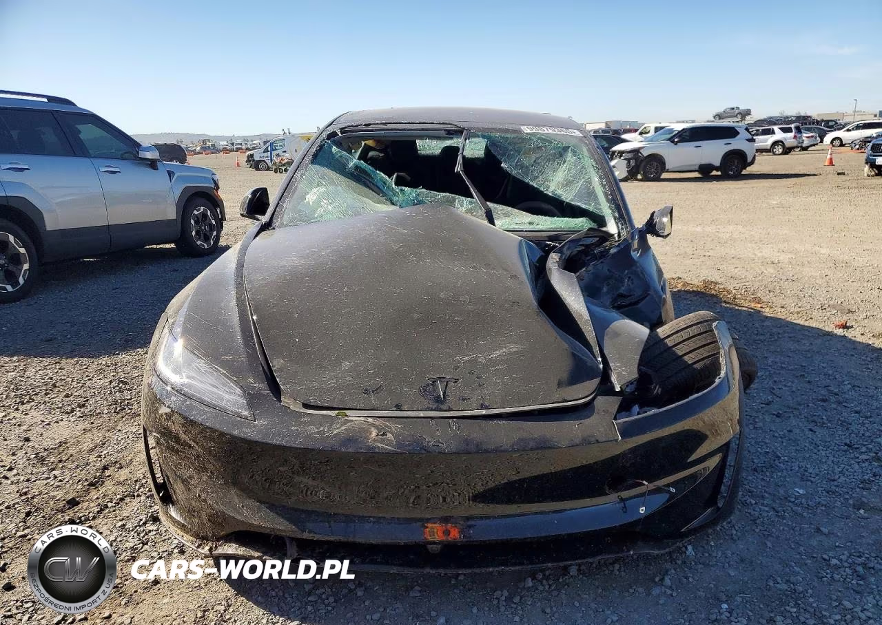 2026 Tesla Model 3 VIN:5YJ3E1ET8TF143016 - 5