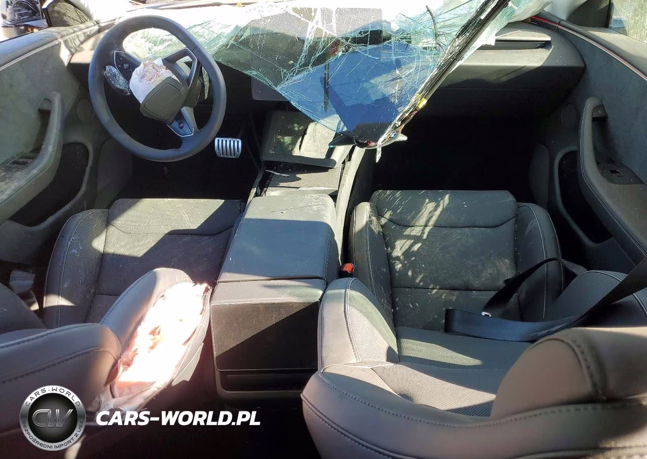 2026 Tesla Model 3 VIN:5YJ3E1ET8TF143016 - 8