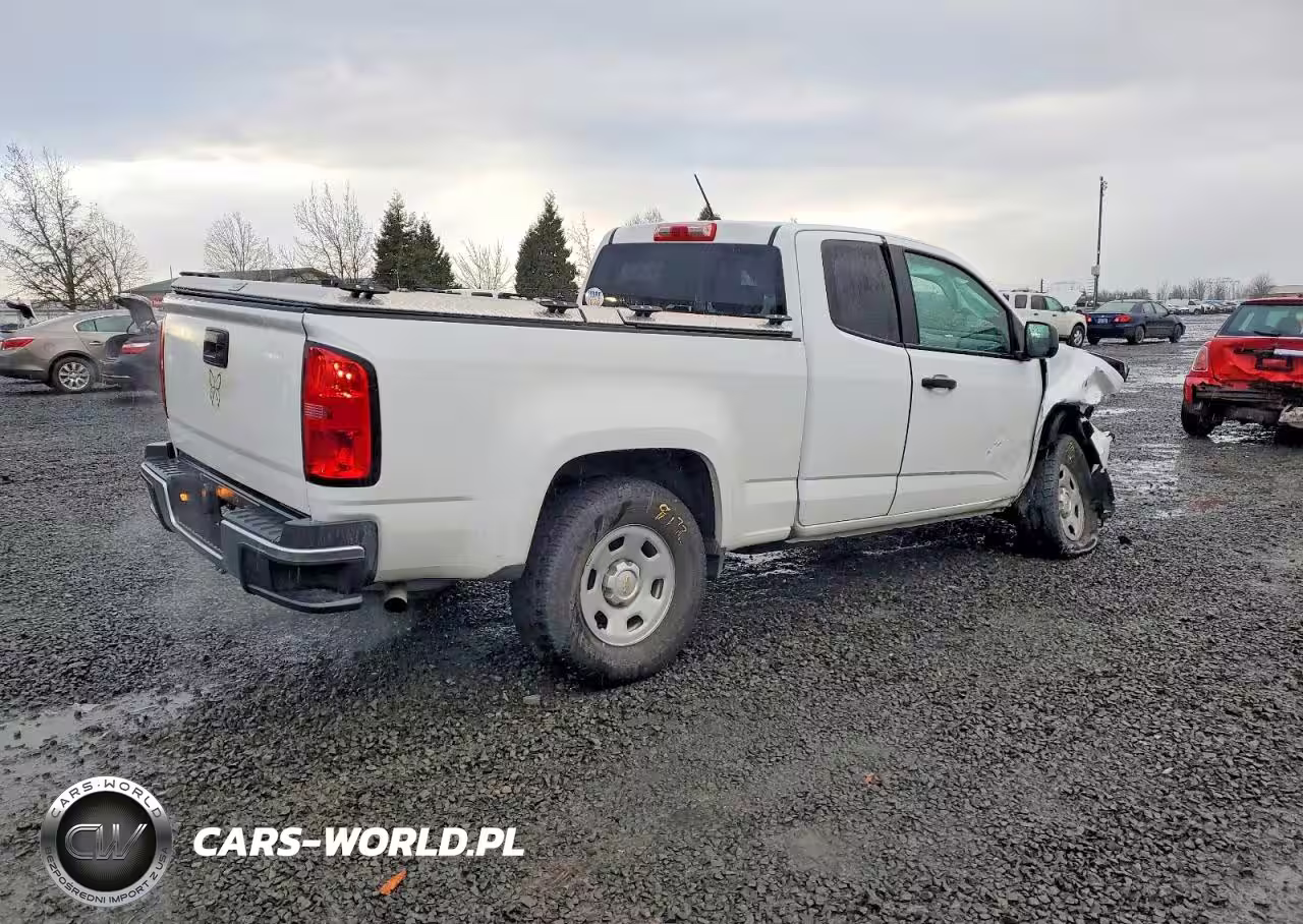 2018 Chevrolet Colorado VIN:1GCHTBEN0J1124288 - 3