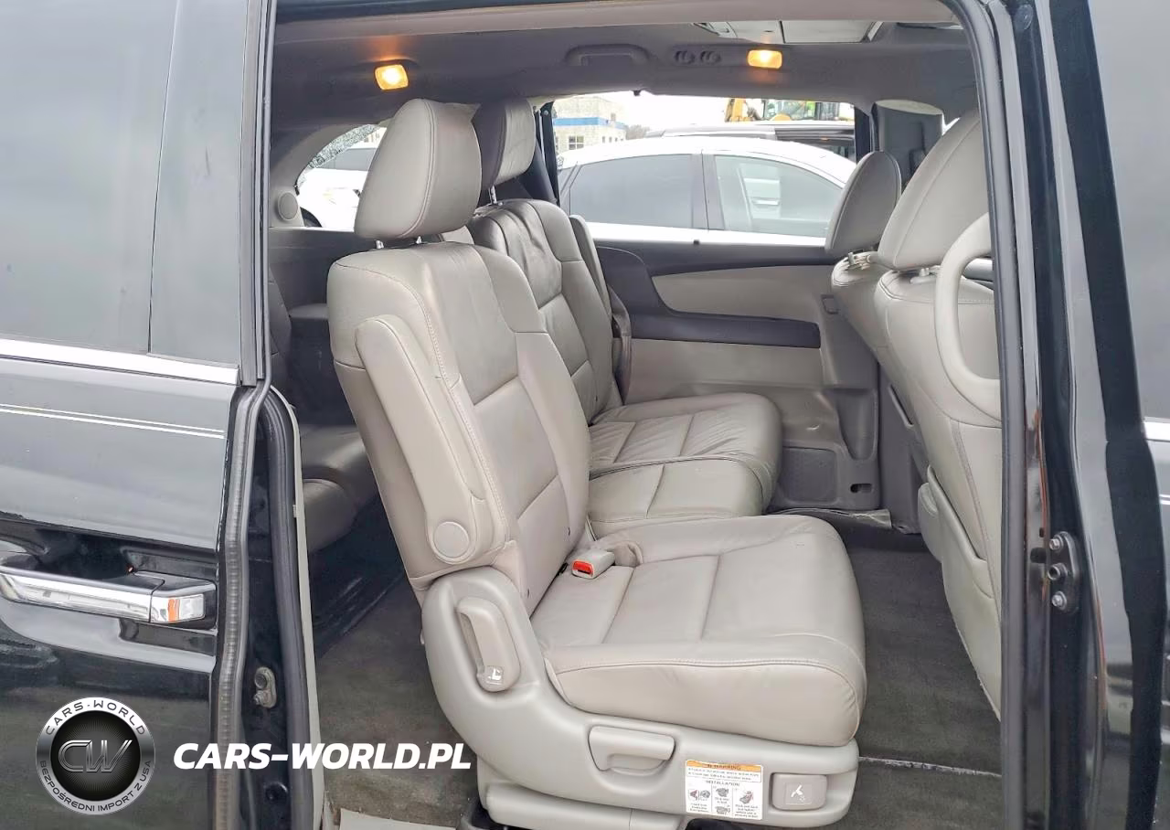 2013 Honda Odyssey Touring VIN:5FNRL5H93DB076396 - 11