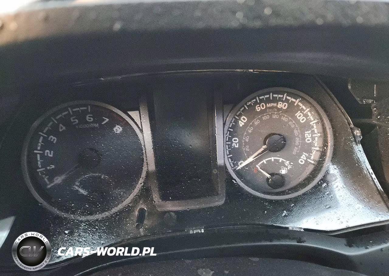 2022 Toyota Tacoma Double Cab VIN:3TYCZ5AN7NT097796 - 9