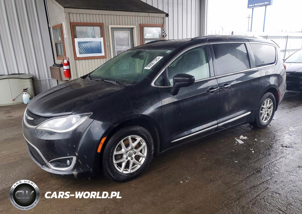 2020 Chrysler Pacifica Touring L