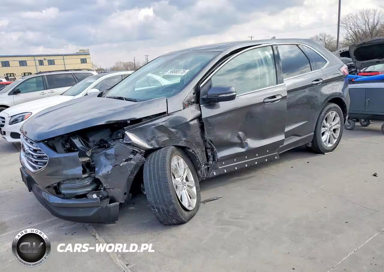 2020 Ford Edge Titanium