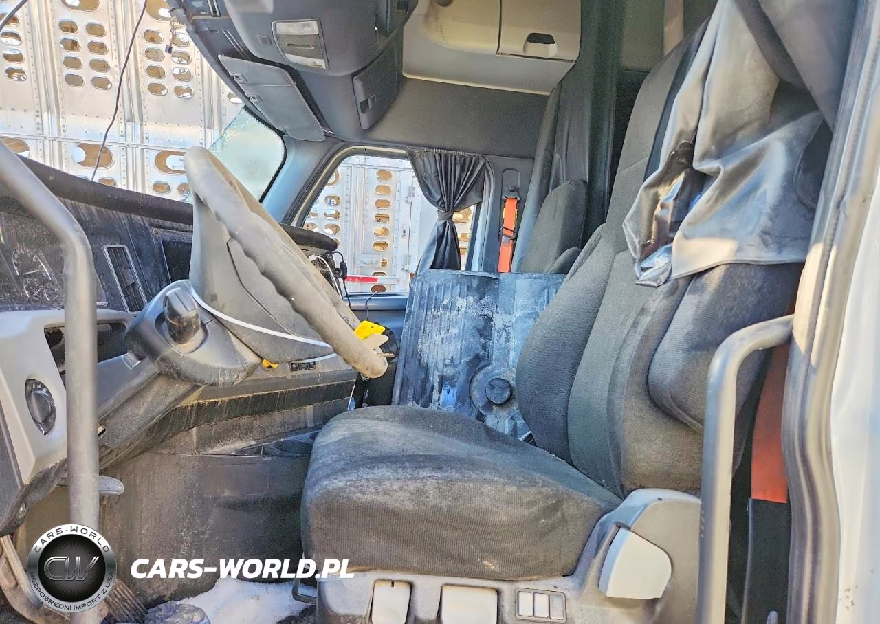 2019 Freightliner Cascadia 126" Sleeper Cab Semi Truck VIN:3AKJHHDR7KSJW9161 - 7