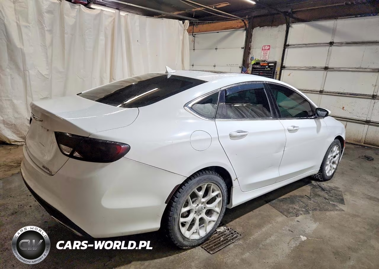 2015 Chrysler 200 C VIN:1C3CCCEG2FN648743 - 3