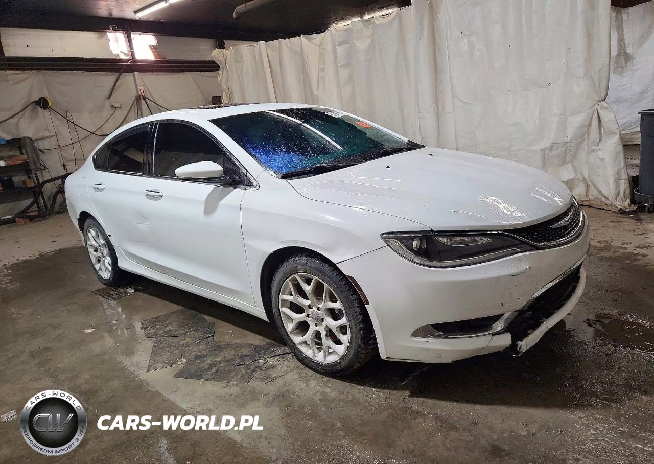 2015 Chrysler 200 C VIN:1C3CCCEG2FN648743 - 4