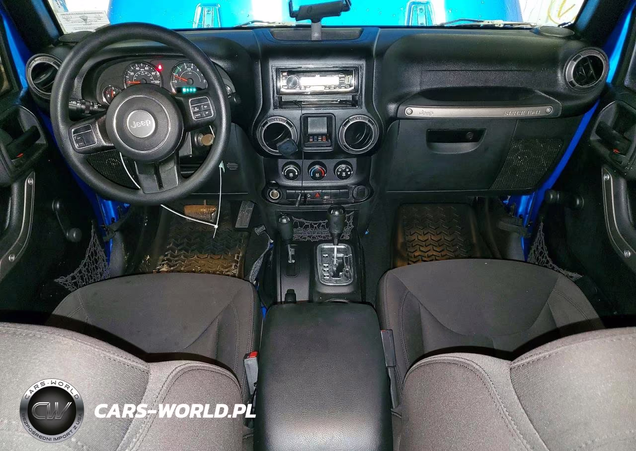 2015 Jeep Wrangler Unlimited Sport VIN:1C4BJWDG5FL692134 - 8