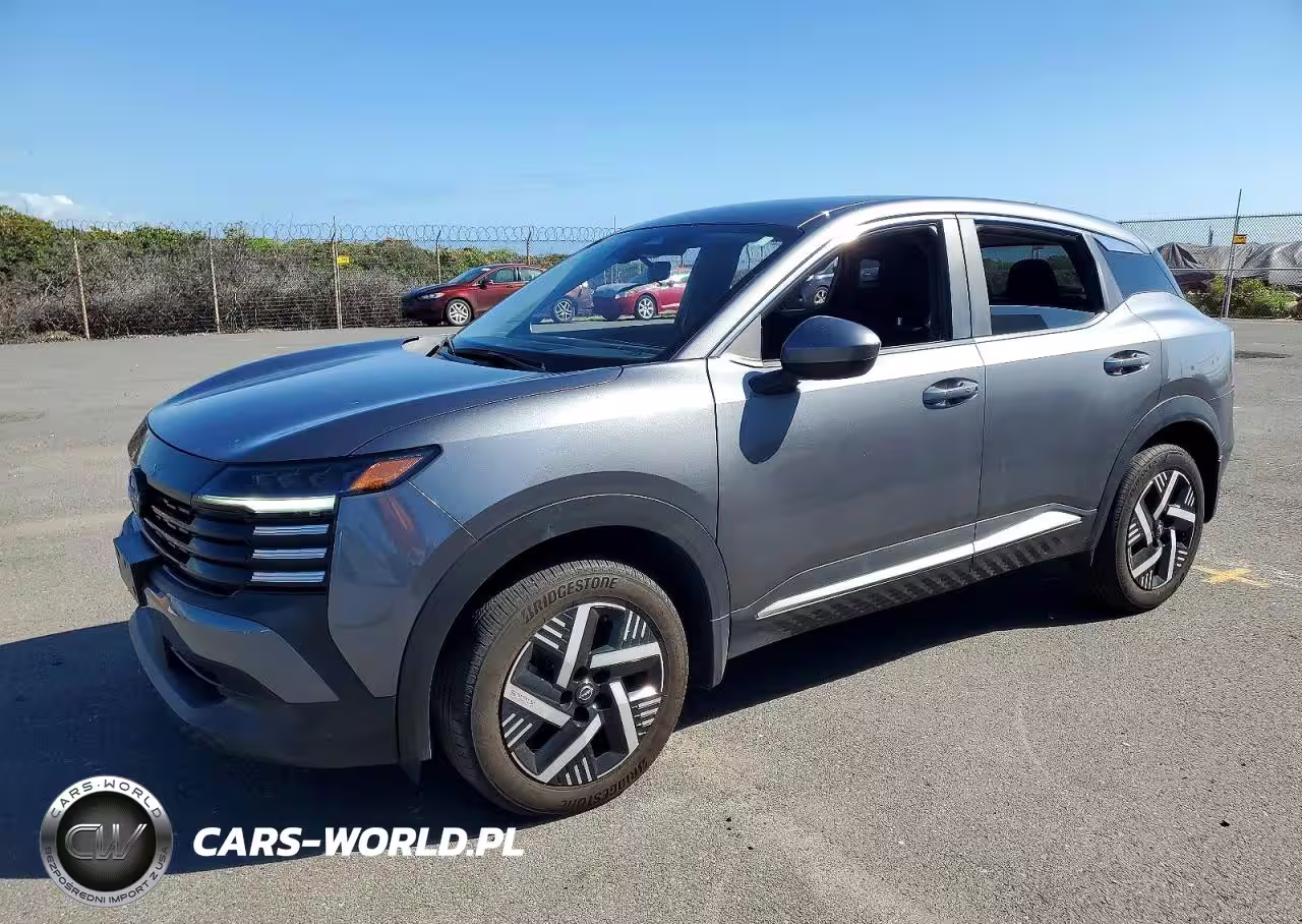 2025 Nissan Kicks Sv