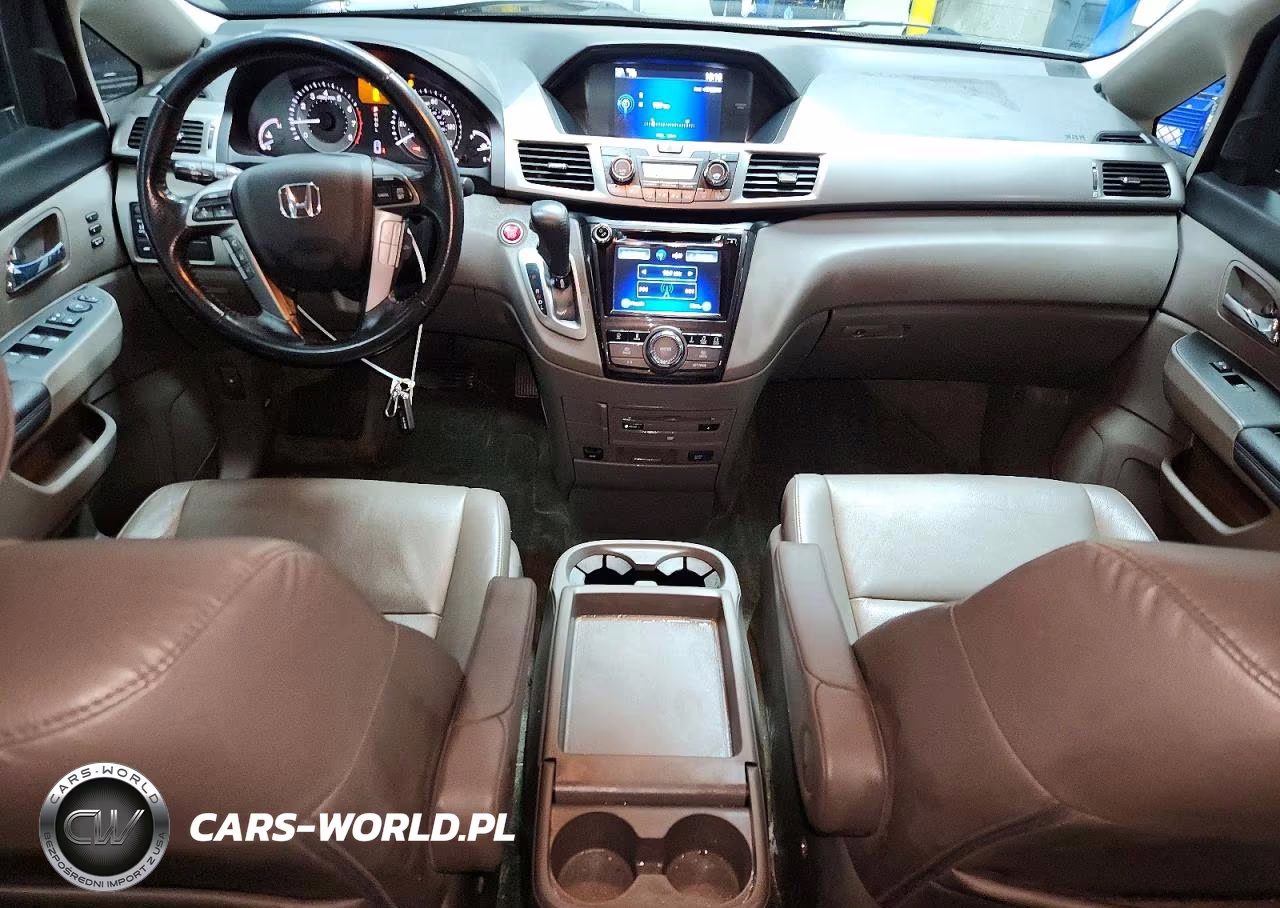 2016 Honda Odyssey Touring VIN:5FNRL5H91GB055874 - 8