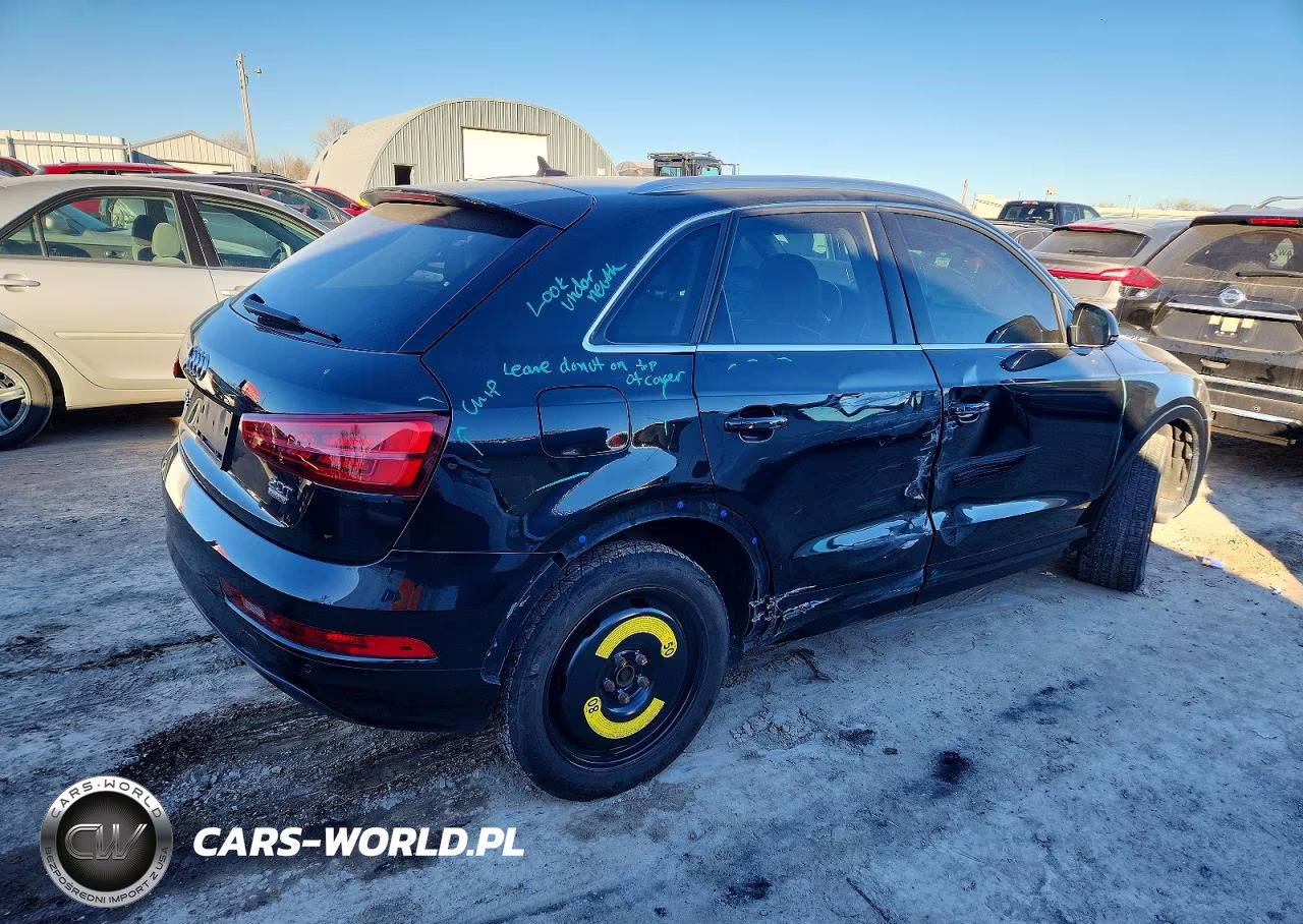 2016 Audi Q3 Premium Plus VIN:WA1EFCFS8GR000732 - 3