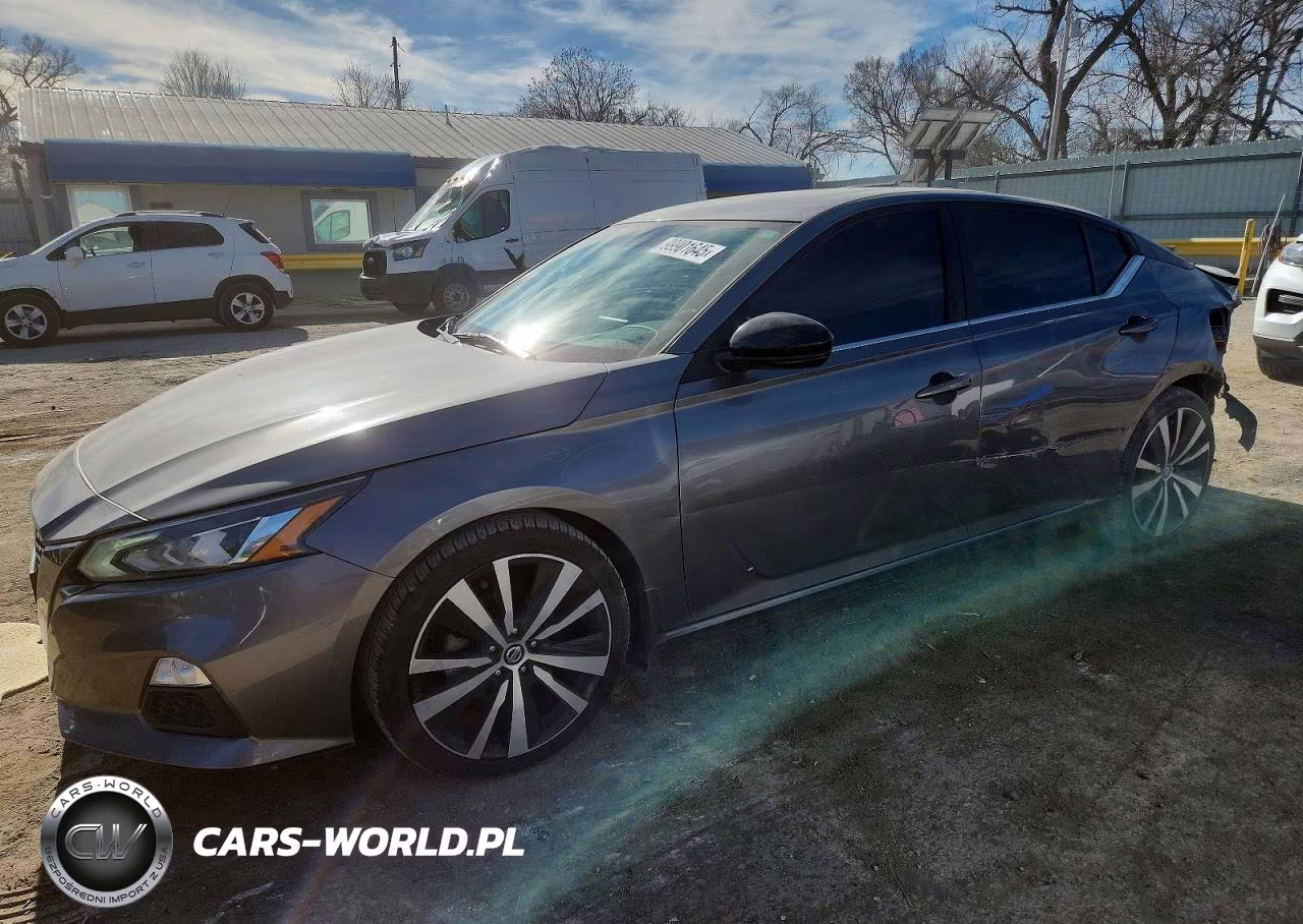 2019 Nissan Altima Sr – zdjęcie 1 z 12