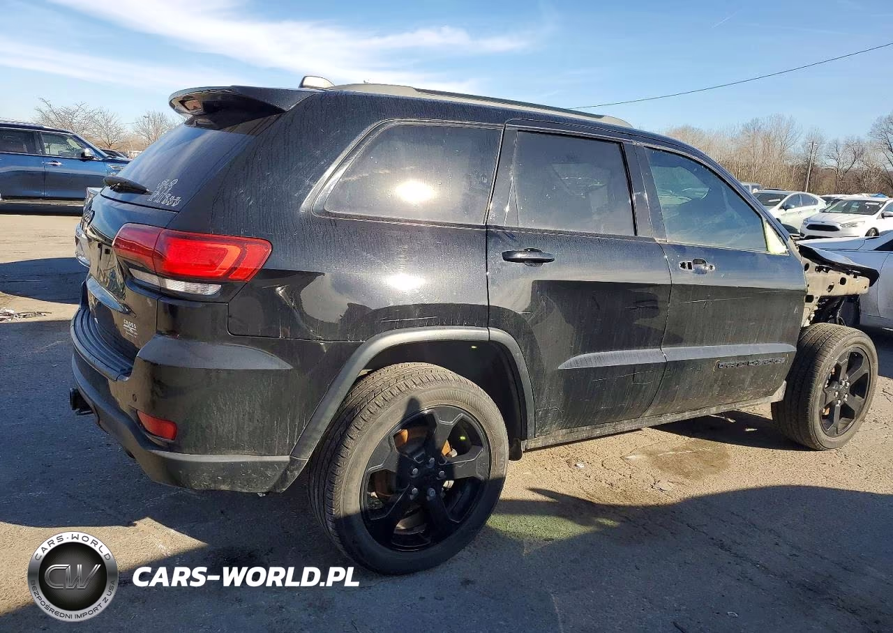 2019 Jeep Grand Cherokee Laredo VIN:1C4RJFAG7KC634815 - 3