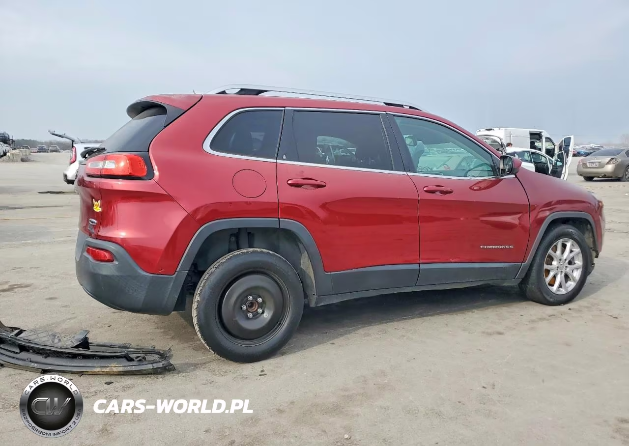 2014 Jeep Cherokee Latitude VIN:1C4PJLCB7EW225675 - 3