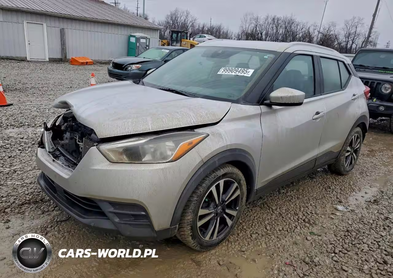 2020 Nissan Kicks Sv