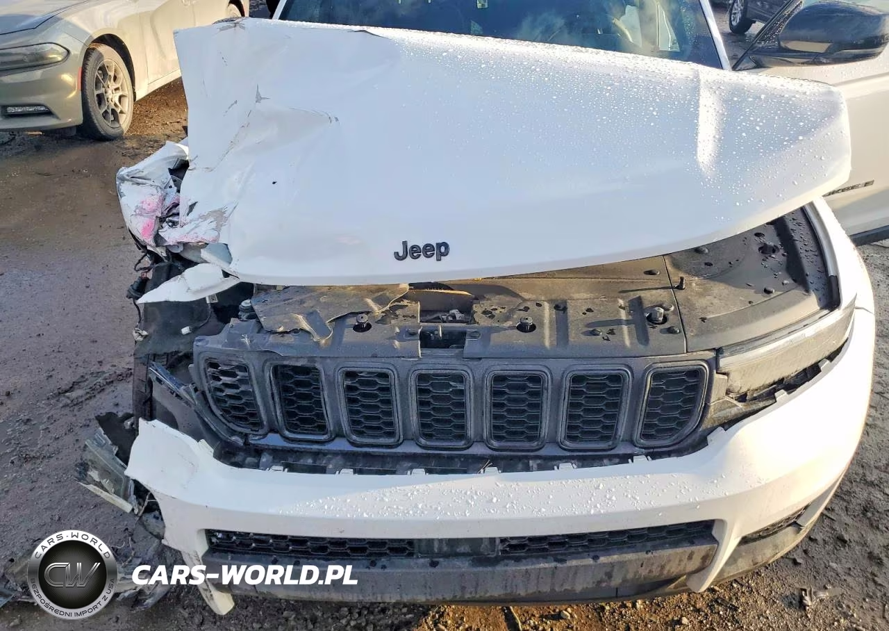 2024 Jeep Grand Cherokee L Laredo VIN:1C4RJKAG0R8564788 - 12