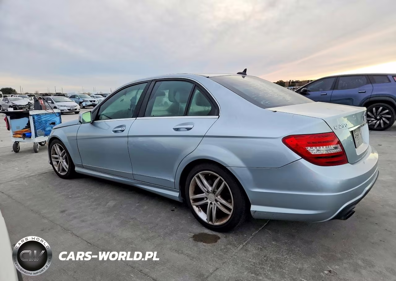 2013 Mercedes-Benz C 250 VIN:WDDGF4HB6DA778643 - 2