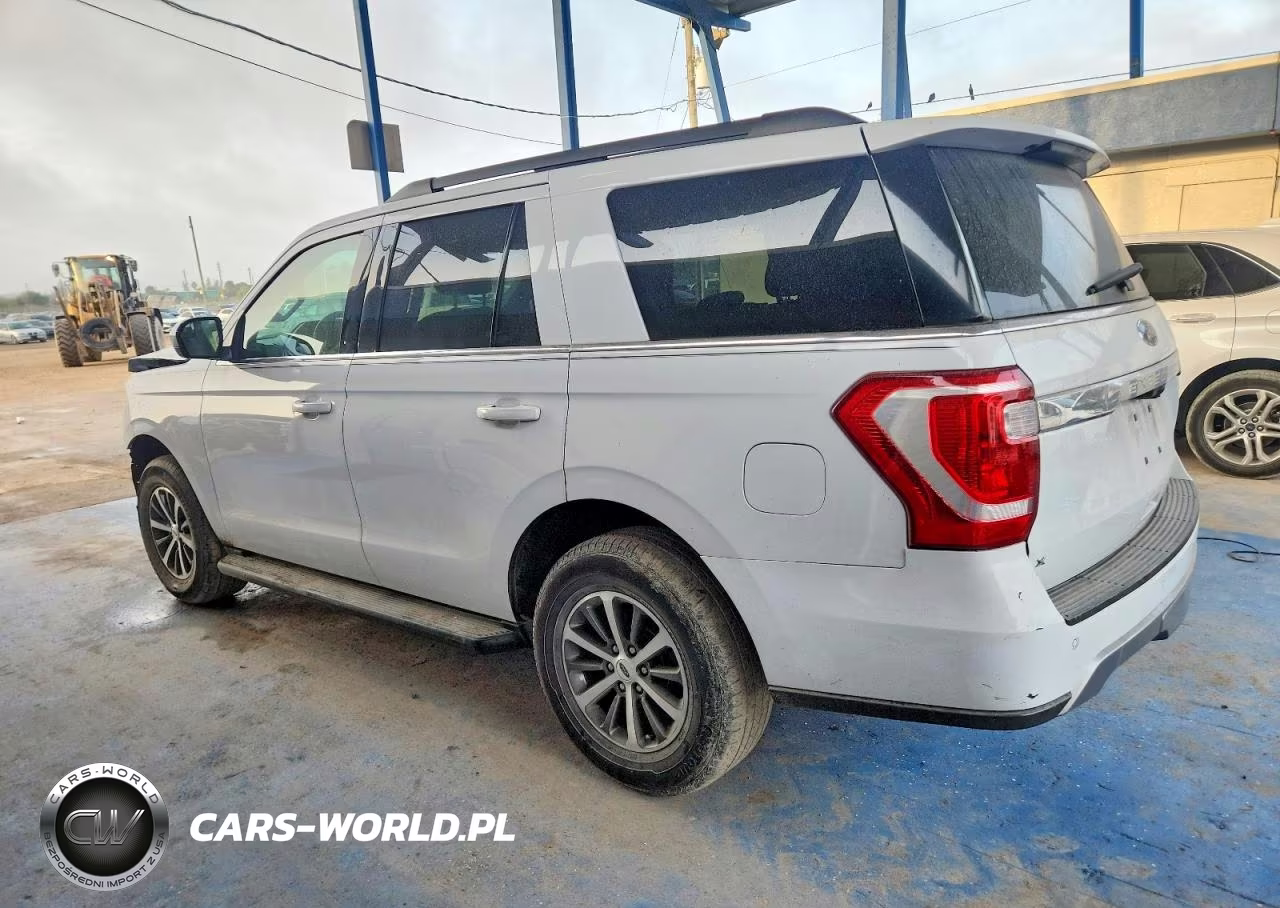 2018 Ford Expedition Xlt VIN:1FMJU1HT2JEA44224 - 2