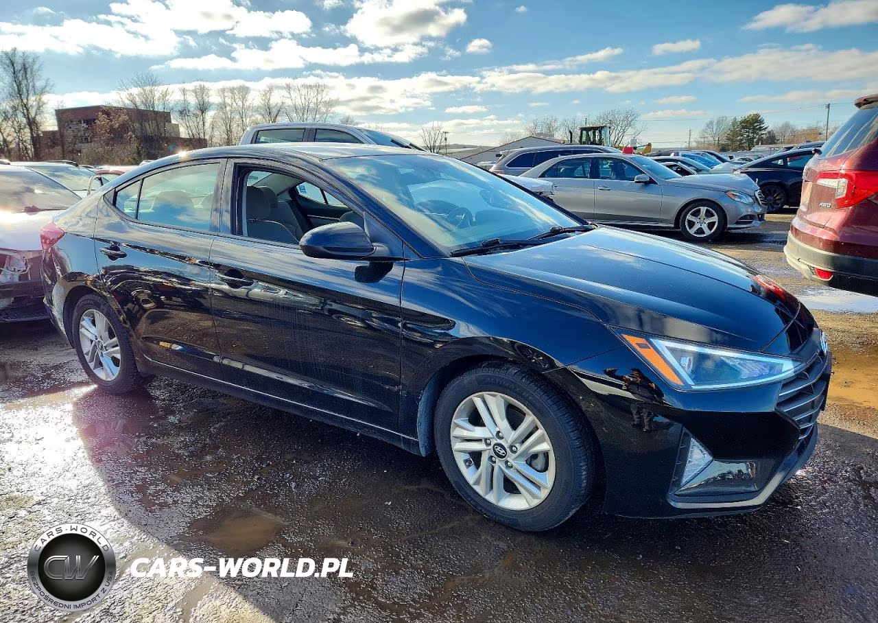 2020 Hyundai Elantra Sel VIN:5NPD84LF8LH610589 - 4