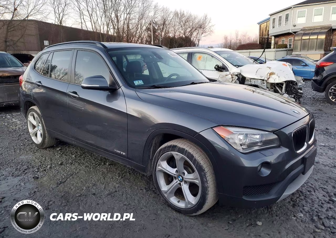 2014 BMW X1 xDrive35I VIN:WBAVM5C57EVV91353 - 4