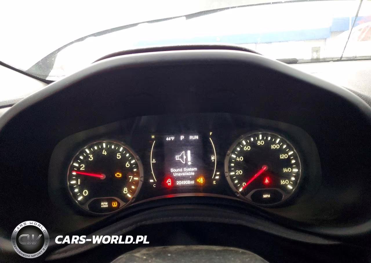 2015 Jeep Renegade Latitude VIN:ZACCJABT0FPB50975 - 9