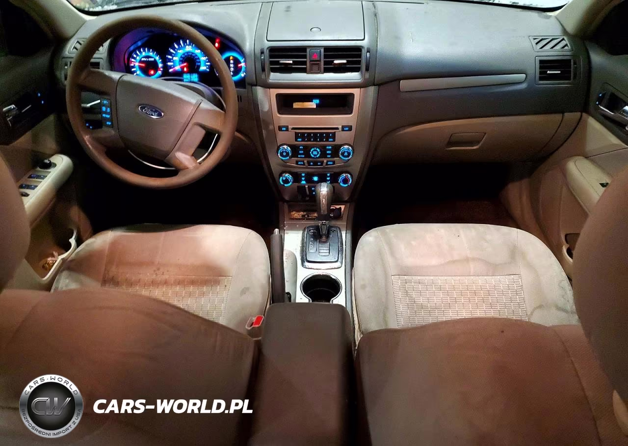 2012 Ford Fusion S VIN:3FAHP0GAXCR353529 - 8