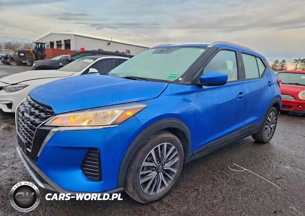 2022 Nissan Kicks Sv