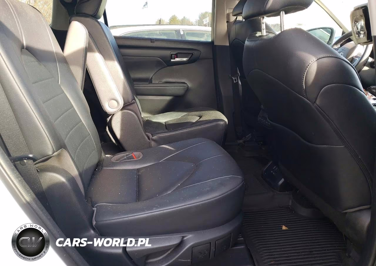 2023 Toyota Highlander VIN:5TDKDRBH8PS039561 - 11